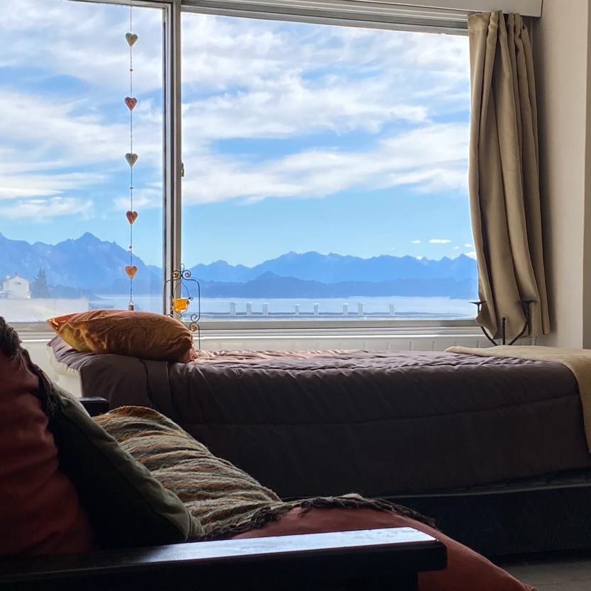 Vista al lago Nahuel Huapi desde el departamento